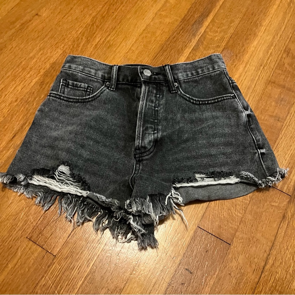 Pacsun black jean shorts - size 25